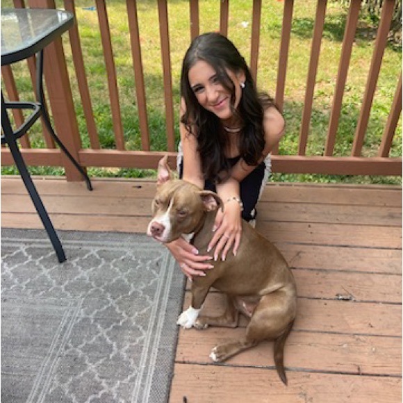 Meet your Posher, Tiana - Picture 1 of 4